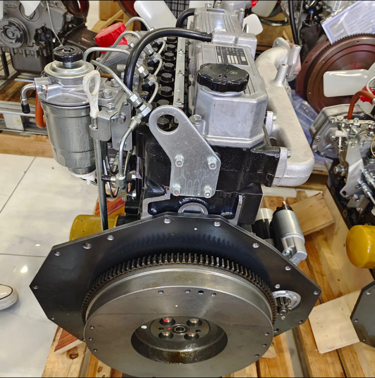 MITSUBISHI S4S - المحرك - رافعة شوكية: صور 2 MITSUBISHI S4S - المحرك - رافعة شوكية: صور 2