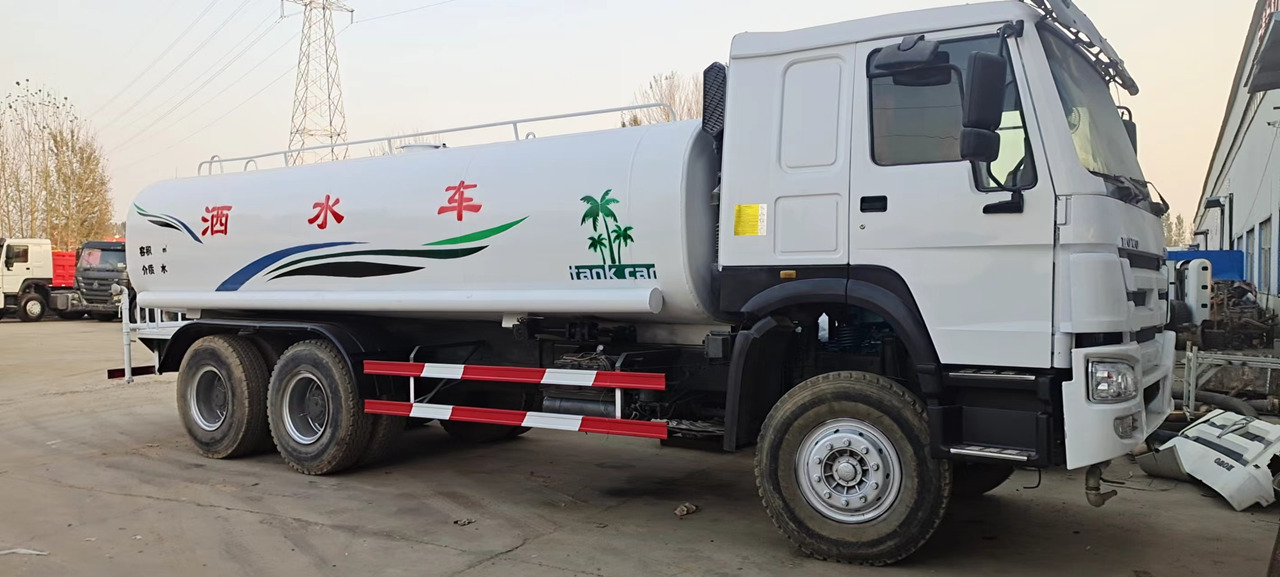 SINOTRUK 20 cubic meters tank - شاحنة صهريج: صور 2 SINOTRUK 20 cubic meters tank - شاحنة صهريج: صور 2