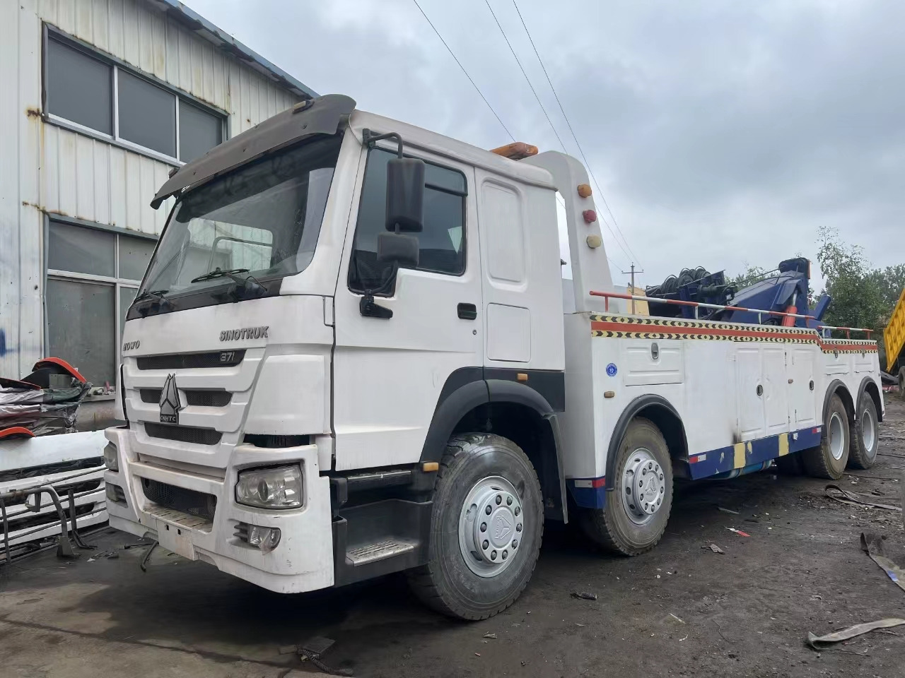 SINOTRUK - شاحنة: صور 2 SINOTRUK - شاحنة: صور 2