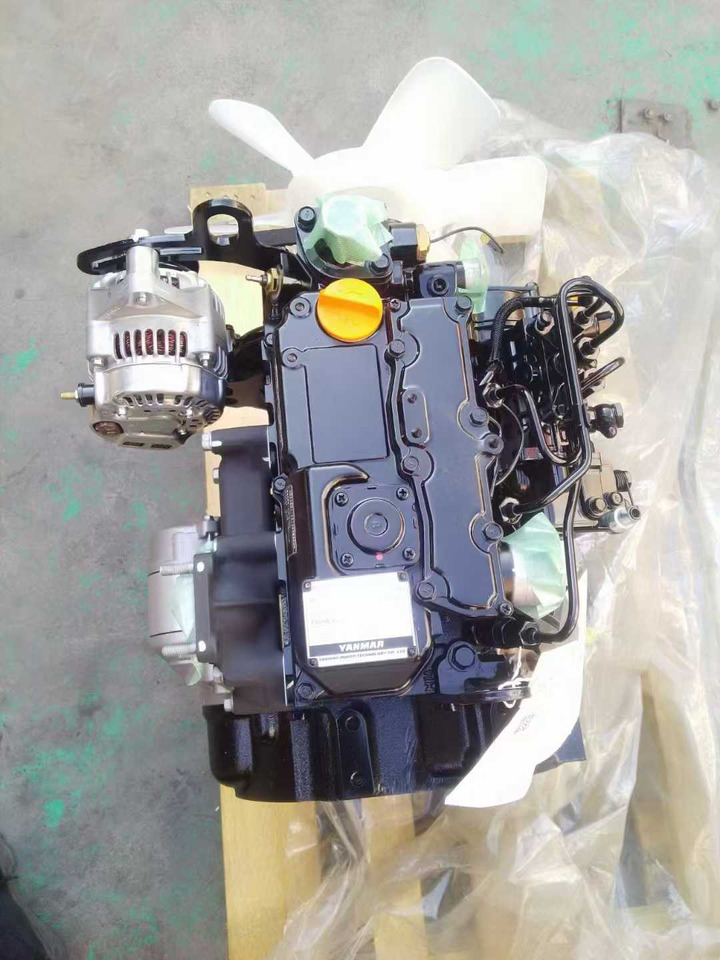 YANMAR 3TNV70 - المحرك - حفارة مصغرة: صور 4 YANMAR 3TNV70 - المحرك - حفارة مصغرة: صور 4