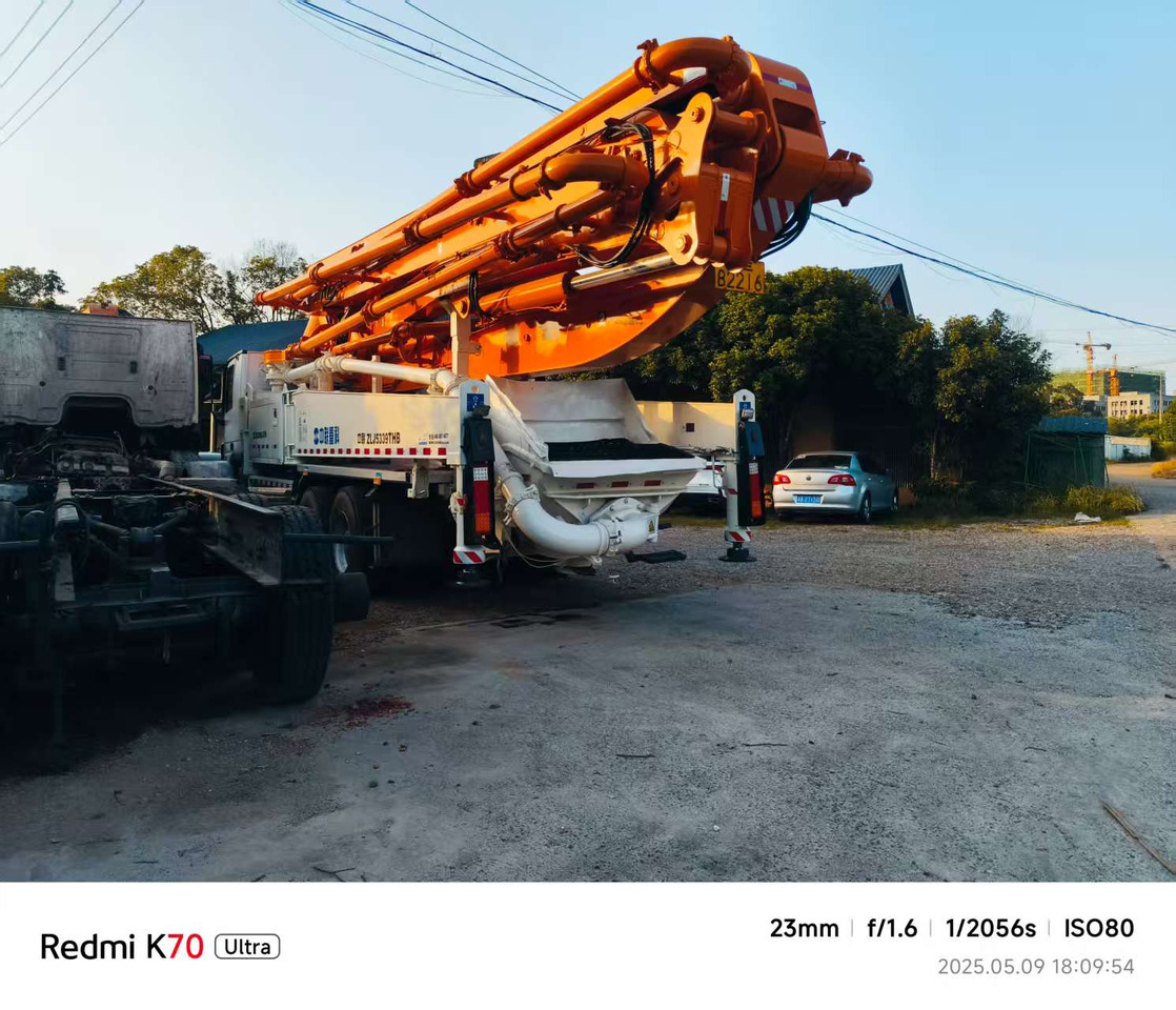 Zoomlion/Benz Benz Actros 3341 chassis,Zoomlion 47 meters - خلاطة مع مضخة: صور 3 Zoomlion/Benz Benz Actros 3341 chassis,Zoomlion 47 meters - خلاطة مع مضخة: صور 3