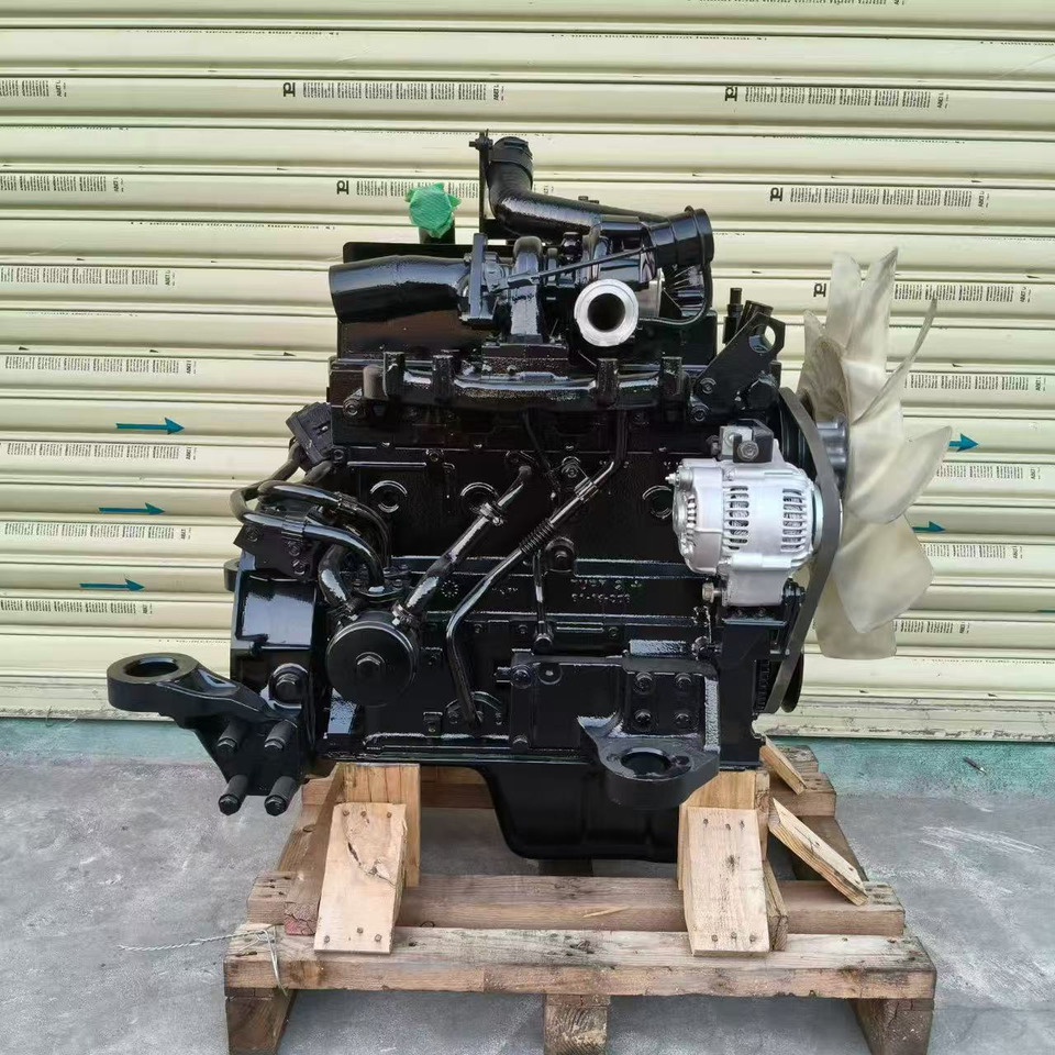 KOMATSU 4D95LE-5 - المحرك - حفارة: صور 1 KOMATSU 4D95LE-5 - المحرك - حفارة: صور 1