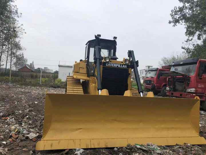 CAT High Quality Used Machinery , Original D6h Cat Bulldozer , Winch Attached Cat Bulldozer - بلدوزر: صور 3 CAT High Quality Used Machinery , Original D6h Cat Bulldozer , Winch Attached Cat Bulldozer - بلدوزر: صور 3
