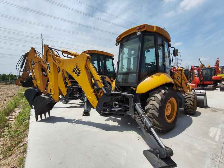 Cheap Price JCB 3CX Backhoe Loader in Excellent Condition for Sale JCB3CX JCB 4CX Available for Sale - حفار متعدد الاستخدام: صور 4 Cheap Price JCB 3CX Backhoe Loader in Excellent Condition for Sale JCB3CX JCB 4CX Available for Sale - حفار متعدد الاستخدام: صور 4
