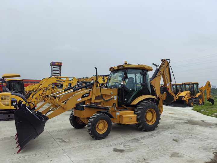 Cheap Prices Good Condition High Performance CAT 420F Used Backhoe Loader for Sale - حفار متعدد الاستخدام: صور 3 Cheap Prices Good Condition High Performance CAT 420F Used Backhoe Loader for Sale - حفار متعدد الاستخدام: صور 3