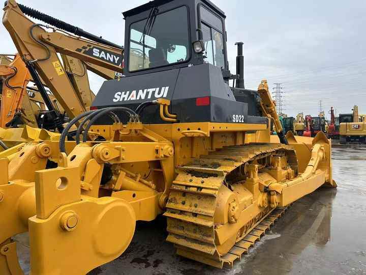 China Famous Brand Used Shantui SD22 Crawler Bulldozer Low Price Running Working Condition for Sale SD16/SD22/SD32 in Stock - بلدوزر: صور 4 China Famous Brand Used Shantui SD22 Crawler Bulldozer Low Price Running Working Condition for Sale SD16/SD22/SD32 in Stock - بلدوزر: صور 4