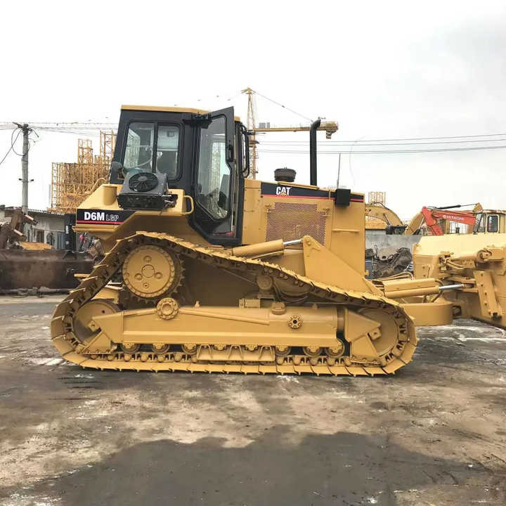 Good Condition D6m Mini Bulldozer New Crawler Bulldozer with Parts Price Bulldozers - بلدوزر: صور 3 Good Condition D6m Mini Bulldozer New Crawler Bulldozer with Parts Price Bulldozers - بلدوزر: صور 3