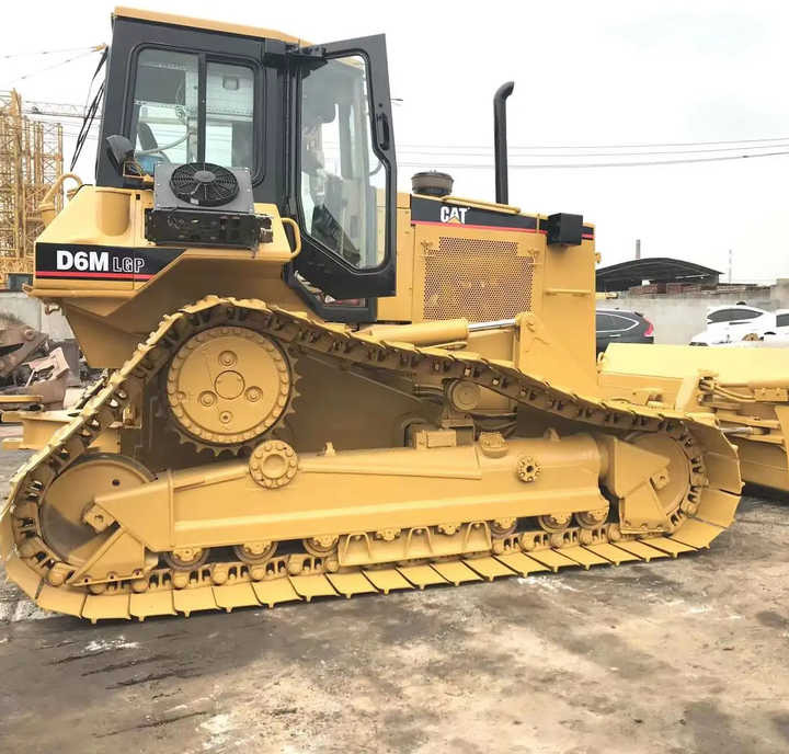 Good Condition D6m Mini Bulldozer New Crawler Bulldozer with Parts Price Bulldozers - بلدوزر: صور 2 Good Condition D6m Mini Bulldozer New Crawler Bulldozer with Parts Price Bulldozers - بلدوزر: صور 2