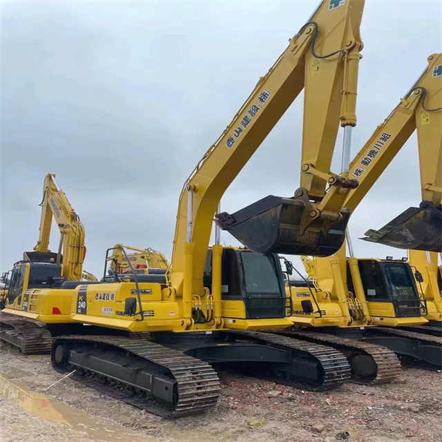 Good Condition Original Used Komatsu Used PC240LC-8 Crawler Excavator Digger Komatsu PC240-8 Used Excavator for Sale - حفارة: صور 4 Good Condition Original Used Komatsu Used PC240LC-8 Crawler Excavator Digger Komatsu PC240-8 Used Excavator for Sale - حفارة: صور 4