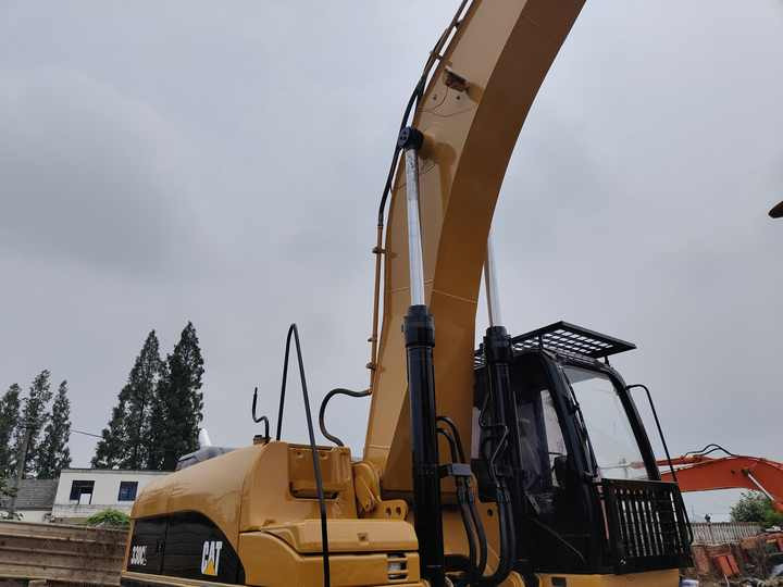 Good Condition Used CAT Excavator Japan 330CL Original Used Excavator Cat 330CL in Stock - حفارات زحافة: صور 5 Good Condition Used CAT Excavator Japan 330CL Original Used Excavator Cat 330CL in Stock - حفارات زحافة: صور 5