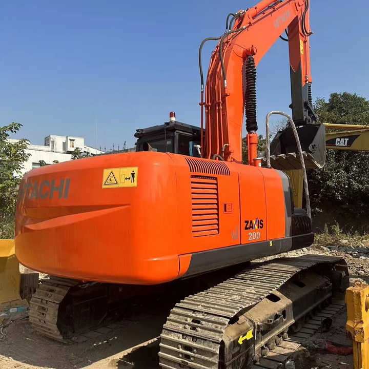 Low Shipping Good Condition Used Hitachi Zx 200-3 Excavator for Construction with Cheap Price - حفارات زحافة: صور 1 Low Shipping Good Condition Used Hitachi Zx 200-3 Excavator for Construction with Cheap Price - حفارات زحافة: صور 1