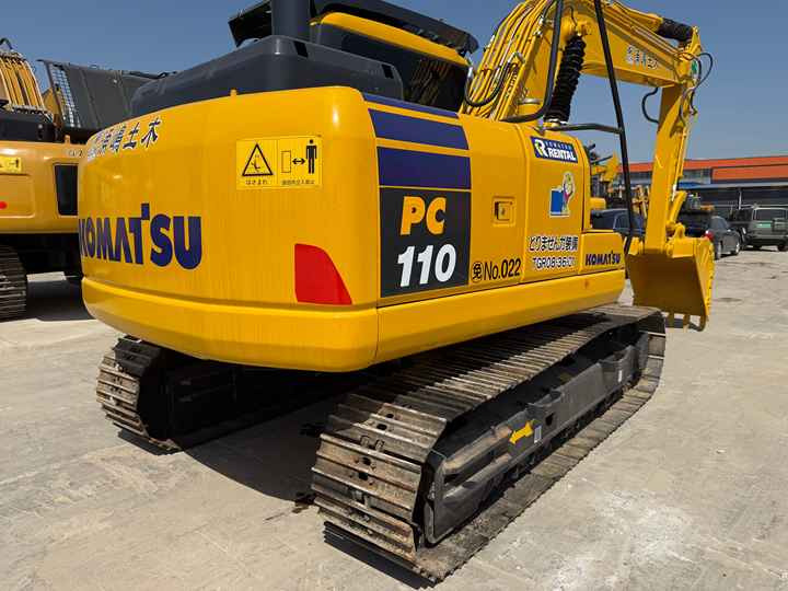 Low Shipping Mini Used Excavator Construction Machine Used komatsu Pc110 - حفارات زحافة: صور 3 Low Shipping Mini Used Excavator Construction Machine Used komatsu Pc110 - حفارات زحافة: صور 3