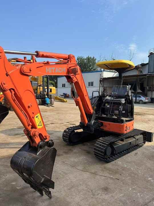 Mini 3-Ton Excavator used Hitachi ZX30 excavator with Excellent Performance and Low Price for sale! - حفارة: صور 5 Mini 3-Ton Excavator used Hitachi ZX30 excavator with Excellent Performance and Low Price for sale! - حفارة: صور 5