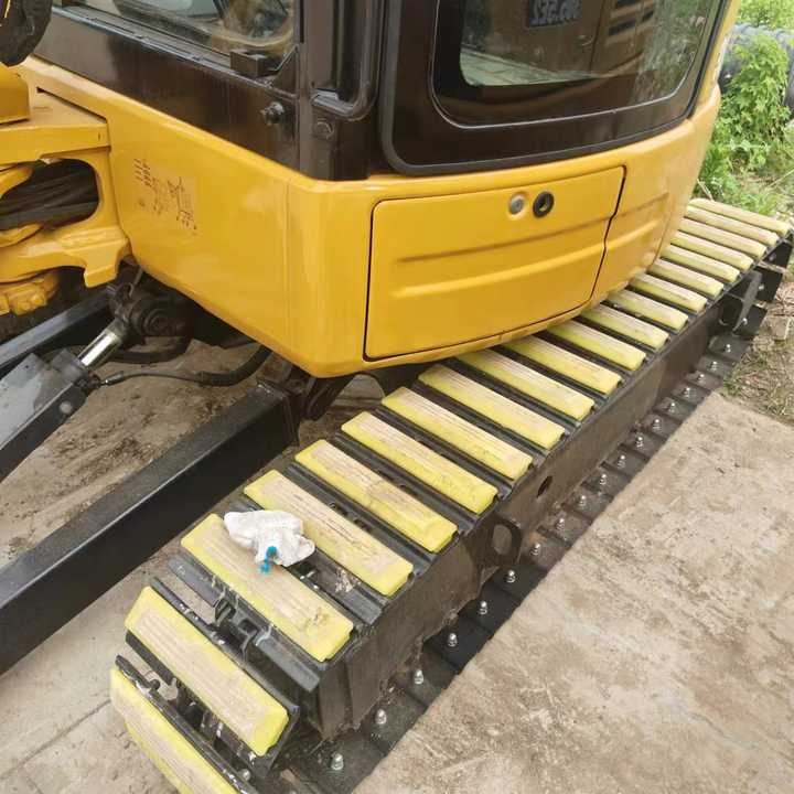 Mini Caterpillar 303.5E Excavator for Sale Second Hand Original Caterpillar 3tons Excavator in Sale - حفارة: صور 4 Mini Caterpillar 303.5E Excavator for Sale Second Hand Original Caterpillar 3tons Excavator in Sale - حفارة: صور 4