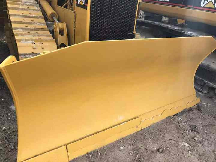 Nice Condition D4h Cat Bulldozer CAT Used Dozer for Sale - بلدوزر: صور 3 Nice Condition D4h Cat Bulldozer CAT Used Dozer for Sale - بلدوزر: صور 3