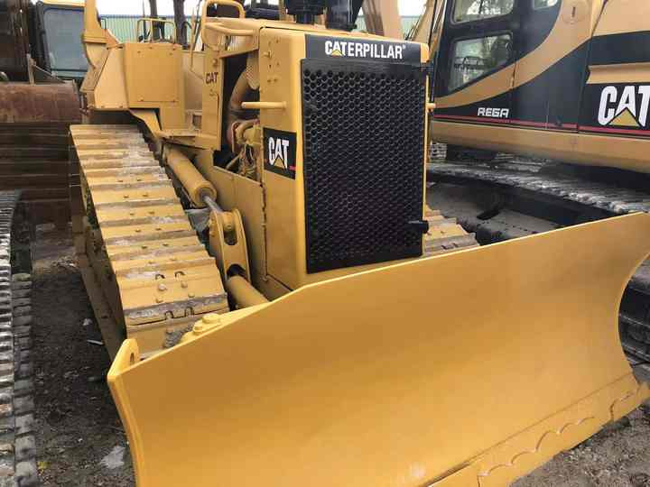 Nice Condition D4h Cat Bulldozer CAT Used Dozer for Sale - بلدوزر: صور 2 Nice Condition D4h Cat Bulldozer CAT Used Dozer for Sale - بلدوزر: صور 2