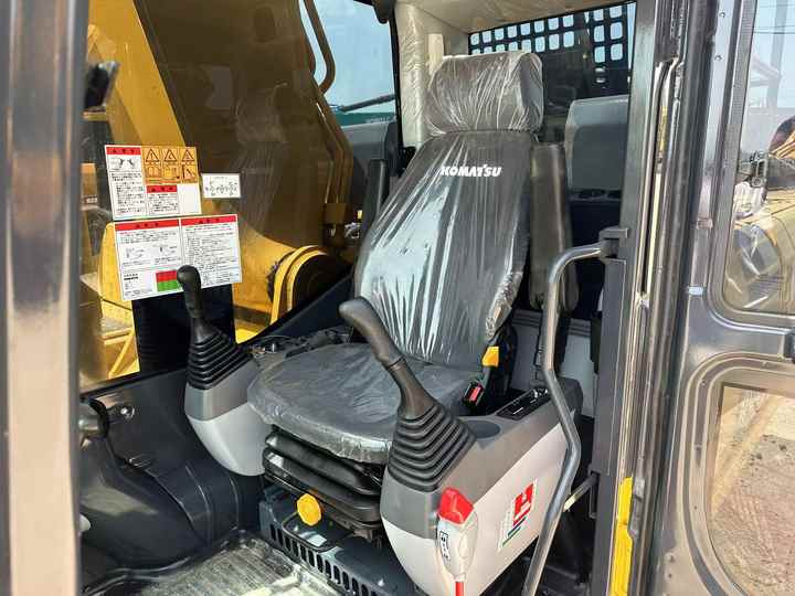 Perfect Large komatsu Pc400-8 Crawler Excavator in Stock Original komatsu Pc 400 430 450 Large Excavator for Sale - حفارة: صور 5 Perfect Large komatsu Pc400-8 Crawler Excavator in Stock Original komatsu Pc 400 430 450 Large Excavator for Sale - حفارة: صور 5