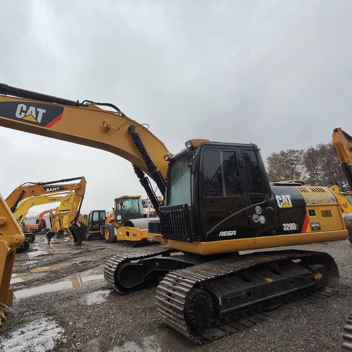 Reasonable Price Japan Original 330d2 Caterpillar Excavator CAT USED 329D2 320D2 325D 315D Excavator - حفارات زحافة: صور 3 Reasonable Price Japan Original 330d2 Caterpillar Excavator CAT USED 329D2 320D2 325D 315D Excavator - حفارات زحافة: صور 3