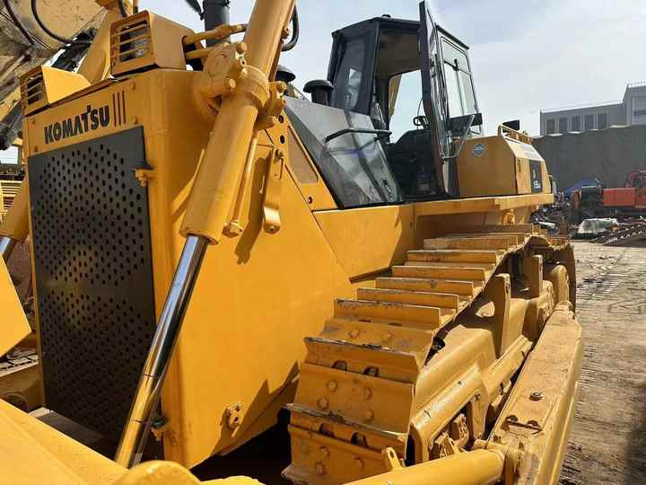 Second Hand Koamtsu D155 Bulldozer Hot Sale , komatsu D60 D65 D85 D155 - بلدوزر: صور 4 Second Hand Koamtsu D155 Bulldozer Hot Sale , komatsu D60 D65 D85 D155 - بلدوزر: صور 4