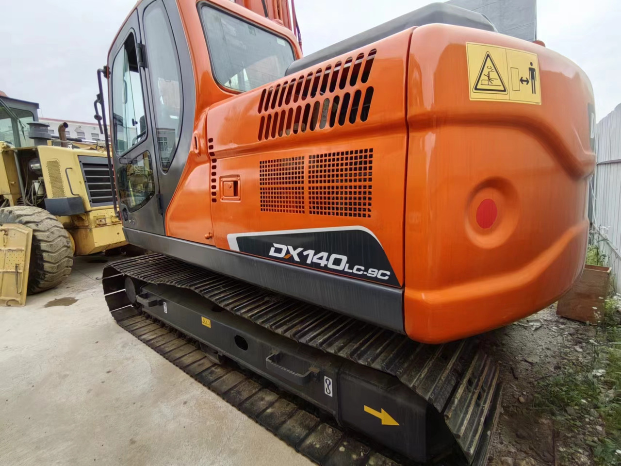 Second hand used hotsale DOOSAN DX140LC-9C - حفارات زحافة: صور 4 Second hand used hotsale DOOSAN DX140LC-9C - حفارات زحافة: صور 4