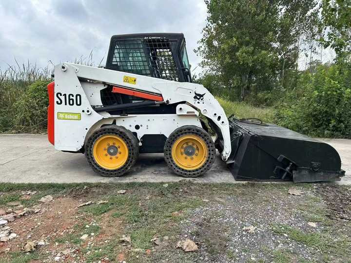 USED BOBCAT S160 Skid-steer Loader with Very Good Performance Is for Sale at a Low Price. - شيول صغير: صور 3 USED BOBCAT S160 Skid-steer Loader with Very Good Performance Is for Sale at a Low Price. - شيول صغير: صور 3