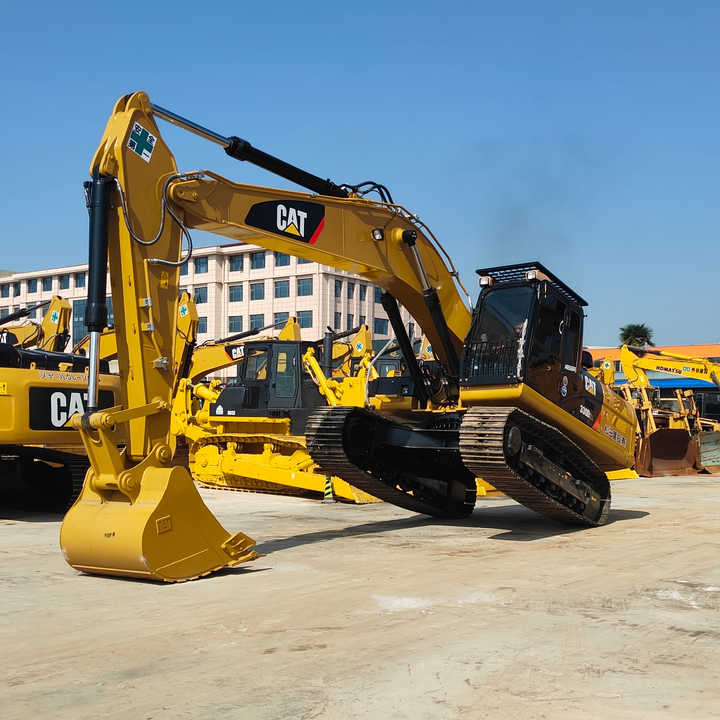 Used 30tons Large Caterpillar Excavator 330D2L for Sale Used Excavator in Fine Condition and Low Price Hot Sale - حفارة: صور 1 Used 30tons Large Caterpillar Excavator 330D2L for Sale Used Excavator in Fine Condition and Low Price Hot Sale - حفارة: صور 1