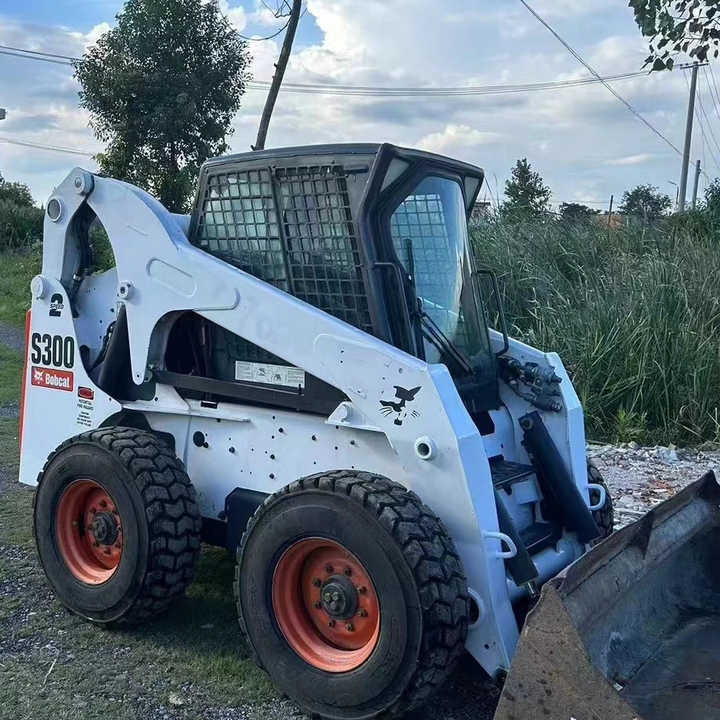 Used Bob Cat Bob Cat S300 Used Mini Skid Steer Wheel Loader Multifunctional Track Loaders Bobcat S300 - اللودر بعجل: صور 1 Used Bob Cat Bob Cat S300 Used Mini Skid Steer Wheel Loader Multifunctional Track Loaders Bobcat S300 - اللودر بعجل: صور 1