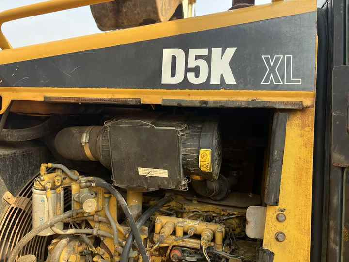 Used Cat Mini Bulldozer D5k Cat Dozers - بلدوزر: صور 3 Used Cat Mini Bulldozer D5k Cat Dozers - بلدوزر: صور 3