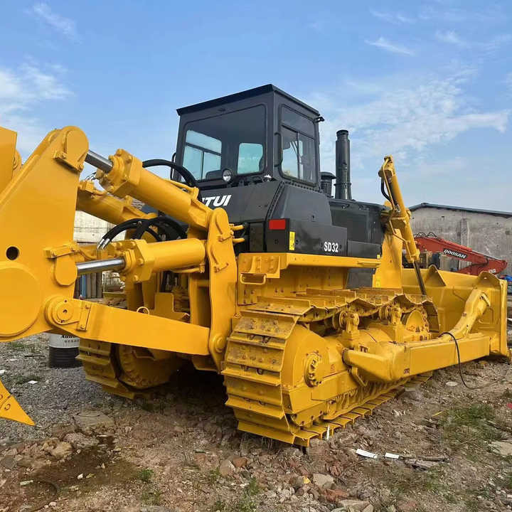 Used China Brand Shantui Sd32 Bulldozer in Stock High Quality Shantui Sd16 22 32 Bulldozer for Sale - بلدوزر: صور 1 Used China Brand Shantui Sd32 Bulldozer in Stock High Quality Shantui Sd16 22 32 Bulldozer for Sale - بلدوزر: صور 1