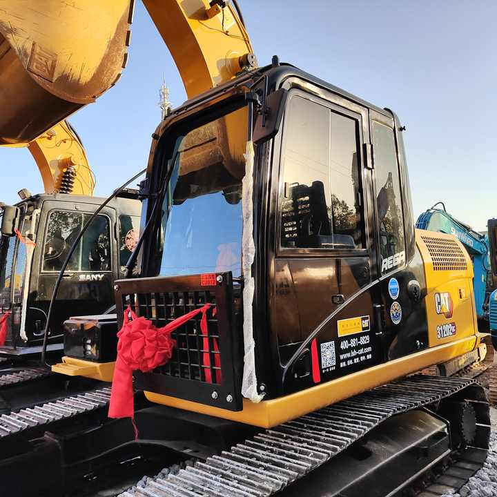 Used Crawler Caterpillar 312D Excavator with Good Condition for Sale - حفارات زحافة: صور 2 Used Crawler Caterpillar 312D Excavator with Good Condition for Sale - حفارات زحافة: صور 2