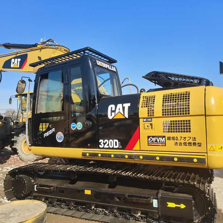 Used Excavator Cat 320DL Second Hand Reasonably Priced Caterpillar Excavator 320D 325D for Sale - حفارات زحافة: صور 1 Used Excavator Cat 320DL Second Hand Reasonably Priced Caterpillar Excavator 320D 325D for Sale - حفارات زحافة: صور 1