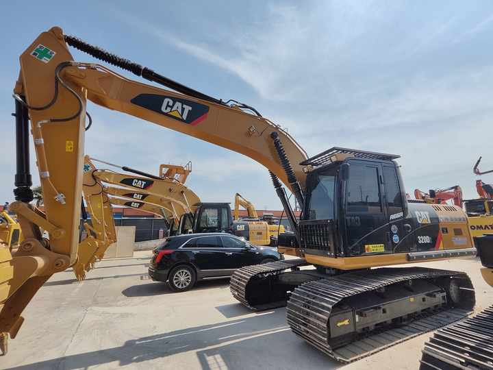 Used Excavator Catterpiller Cat320D with Wide Track Shoe Hot Sale Used Engineering & Construction Machinery - حفارة: صور 2 Used Excavator Catterpiller Cat320D with Wide Track Shoe Hot Sale Used Engineering & Construction Machinery - حفارة: صور 2