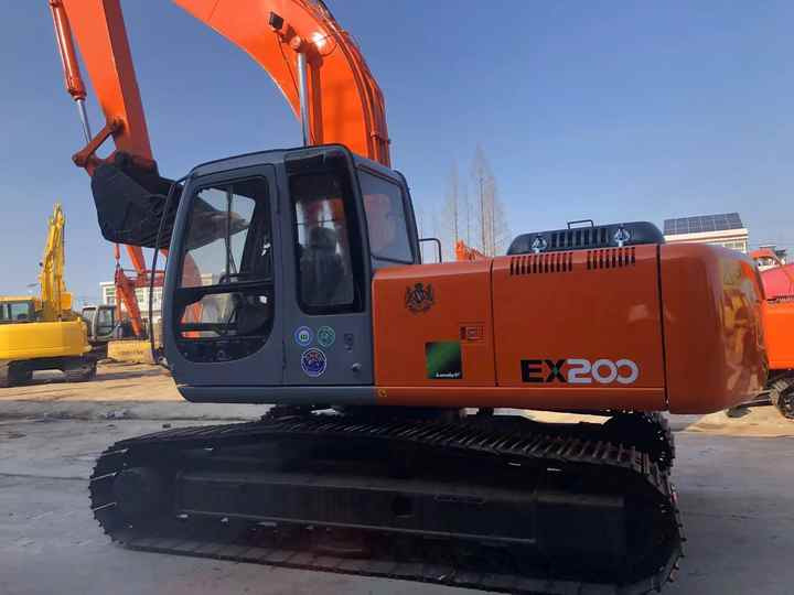 Used Excavator Hitachi Ex200 for Sale, Original Excavator - حفارات زحافة: صور 2 Used Excavator Hitachi Ex200 for Sale, Original Excavator - حفارات زحافة: صور 2