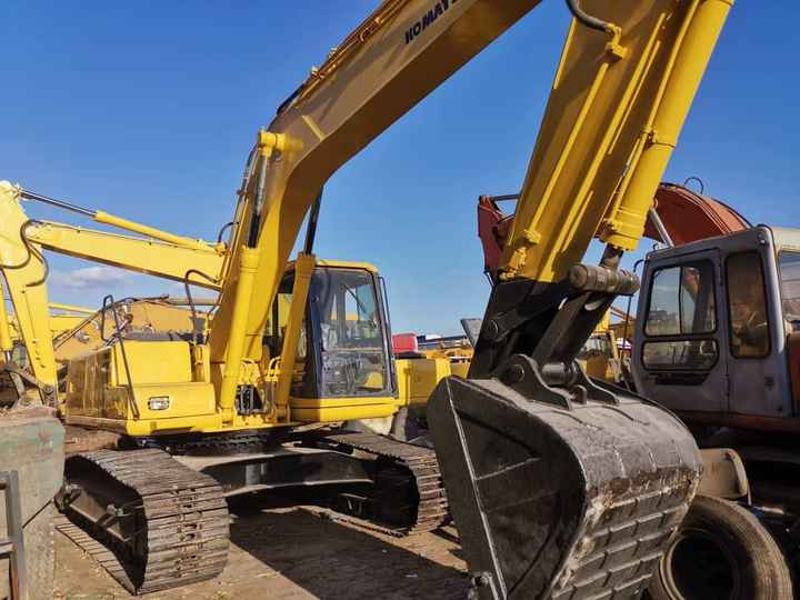Used Good Quality Japan Original PC200-6 in Good Condition PC200-6 Komatsu - حفارات زحافة: صور 4 Used Good Quality Japan Original PC200-6 in Good Condition PC200-6 Komatsu - حفارات زحافة: صور 4