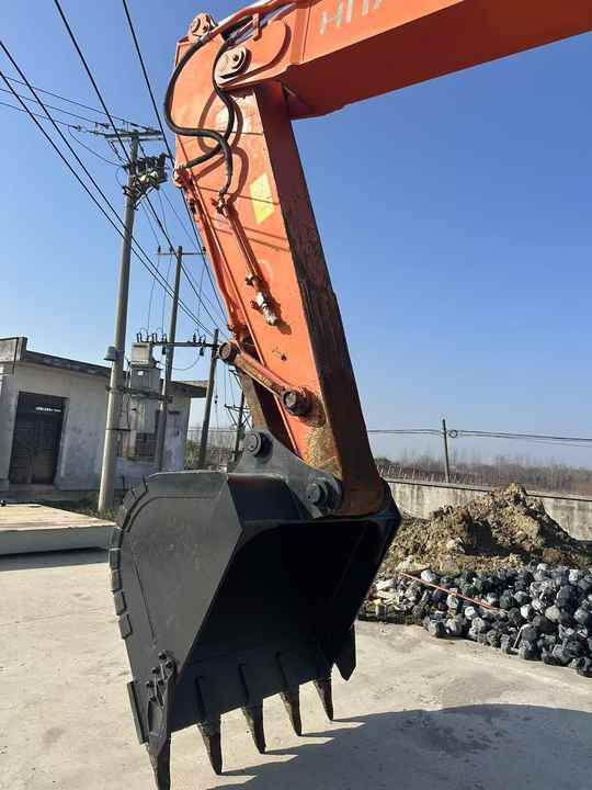 Used Hitachi Zx350H-5G New Model 35ton Excavator Second Hand Machine Popular Brand Japan HITACHI Hydraulic Machinery - حفارة: صور 5 Used Hitachi Zx350H-5G New Model 35ton Excavator Second Hand Machine Popular Brand Japan HITACHI Hydraulic Machinery - حفارة: صور 5