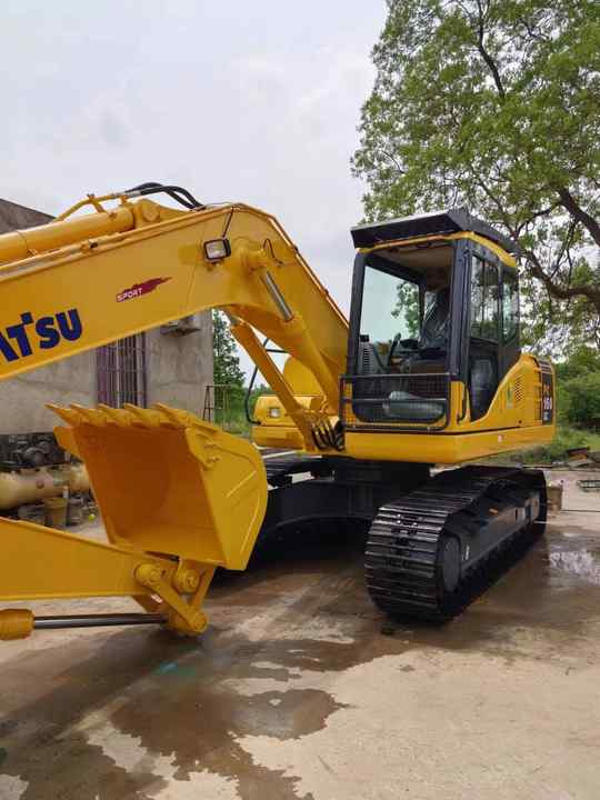 Used Komatsu PC160 Crawler Hydraulic High Performance Digger Excavator Construction Machinery Used Machinery for Sale - حفارة: صور 4 Used Komatsu PC160 Crawler Hydraulic High Performance Digger Excavator Construction Machinery Used Machinery for Sale - حفارة: صور 4