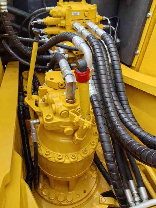 Used Komatsu PC160 Crawler Hydraulic High Performance Digger Excavator Construction Machinery Used Machinery for Sale - حفارة: صور 5 Used Komatsu PC160 Crawler Hydraulic High Performance Digger Excavator Construction Machinery Used Machinery for Sale - حفارة: صور 5