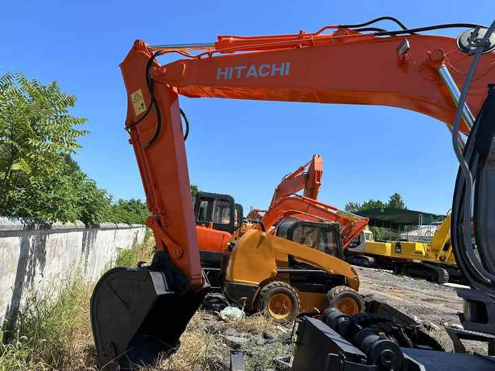 Used Wheel Excavator Hitachi ZX 130W Made in Japan 13ton Hitachi Zx130w Wheel Excavator Price Used Hitachi Zx130 Excavator SALE - حفارة على عجلات: صور 3 Used Wheel Excavator Hitachi ZX 130W Made in Japan 13ton Hitachi Zx130w Wheel Excavator Price Used Hitachi Zx130 Excavator SALE - حفارة على عجلات: صور 3