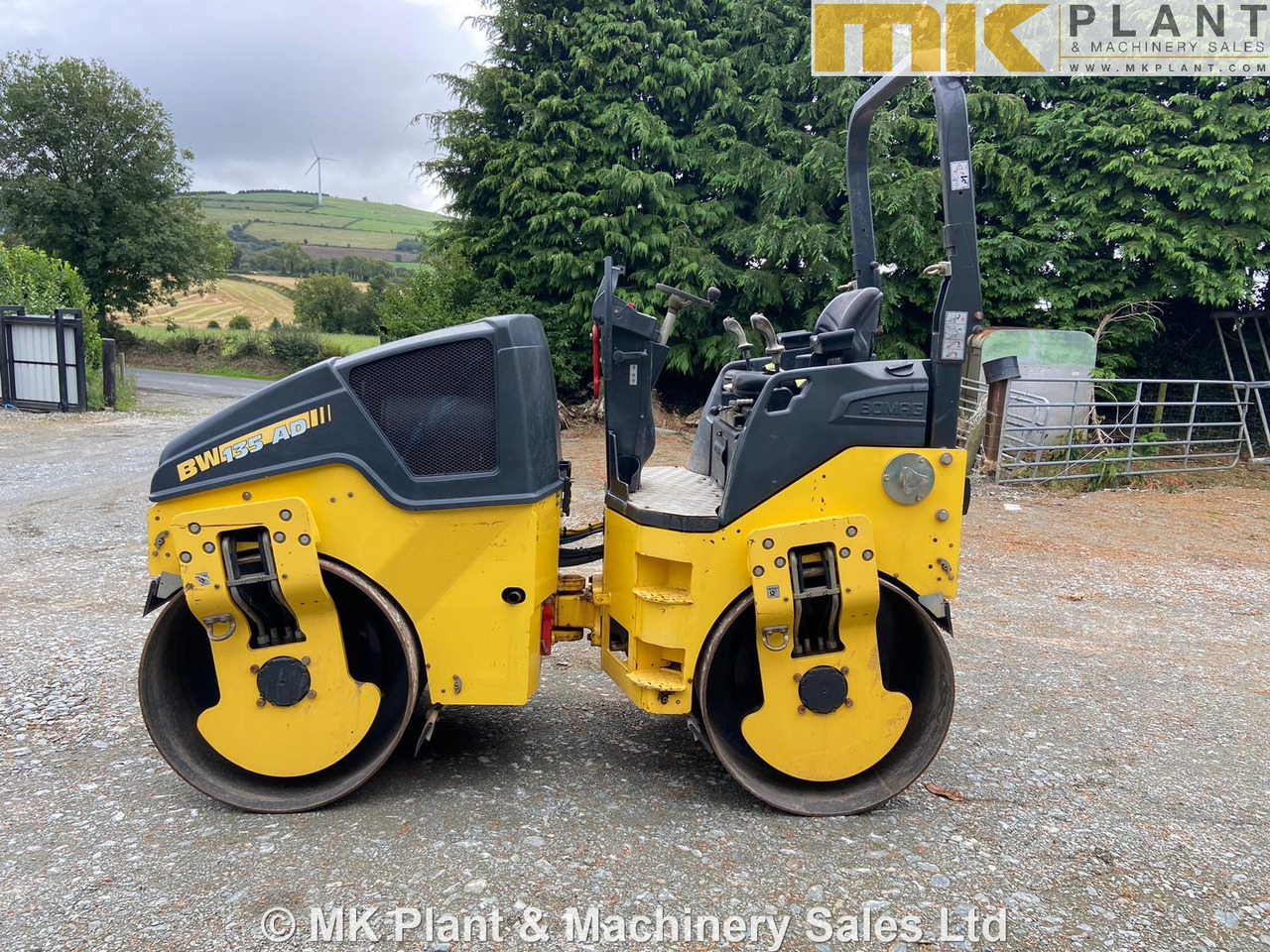 BOMAG BW135AD-5 - مدحلة: صور 4 BOMAG BW135AD-5 - مدحلة: صور 4
