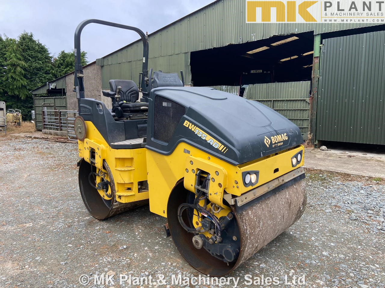 BOMAG BW135AD-5 - مدحلة: صور 1 BOMAG BW135AD-5 - مدحلة: صور 1