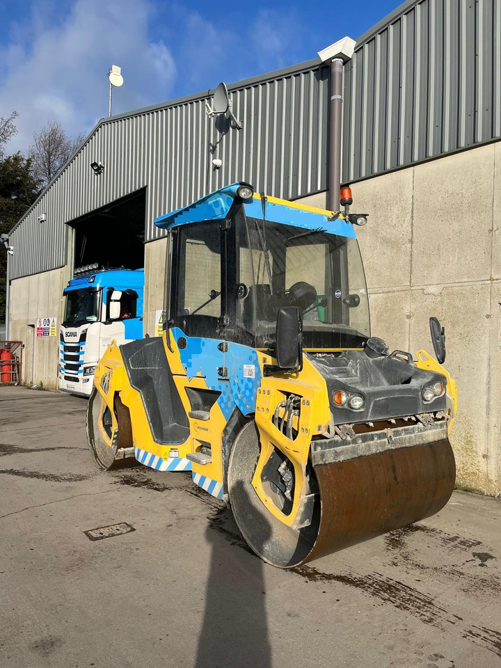 BOMAG BW151AD-5 - مدحلة: صور 4 BOMAG BW151AD-5 - مدحلة: صور 4