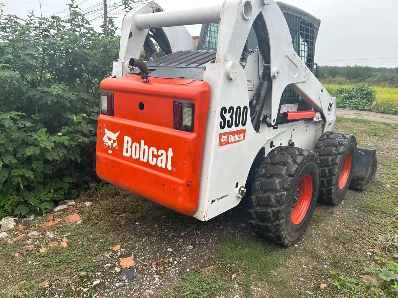 BOBCAT S300 - شيول صغير: صور 2 BOBCAT S300 - شيول صغير: صور 2