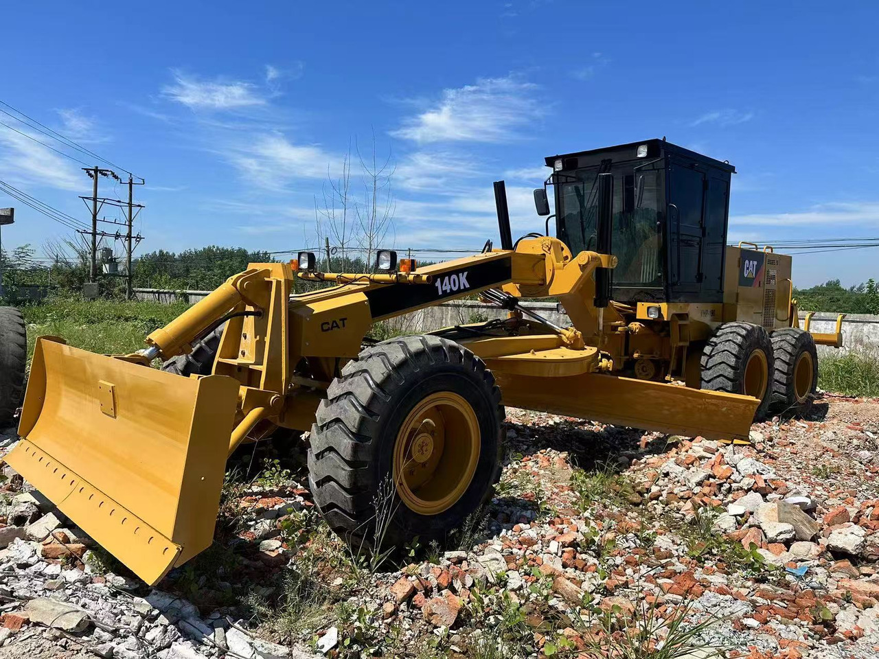 CATERPILLAR 140H - آلة تسوية الأرض: صور 1 CATERPILLAR 140H - آلة تسوية الأرض: صور 1