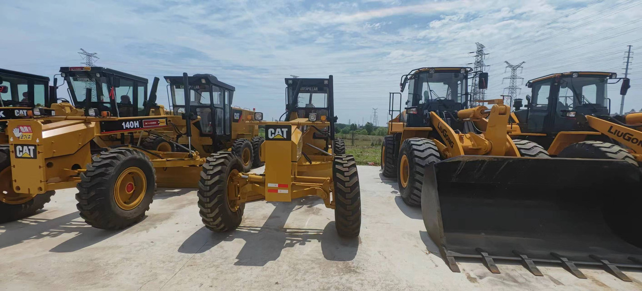 CATERPILLAR 140M - آلة تسوية الأرض: صور 4 CATERPILLAR 140M - آلة تسوية الأرض: صور 4