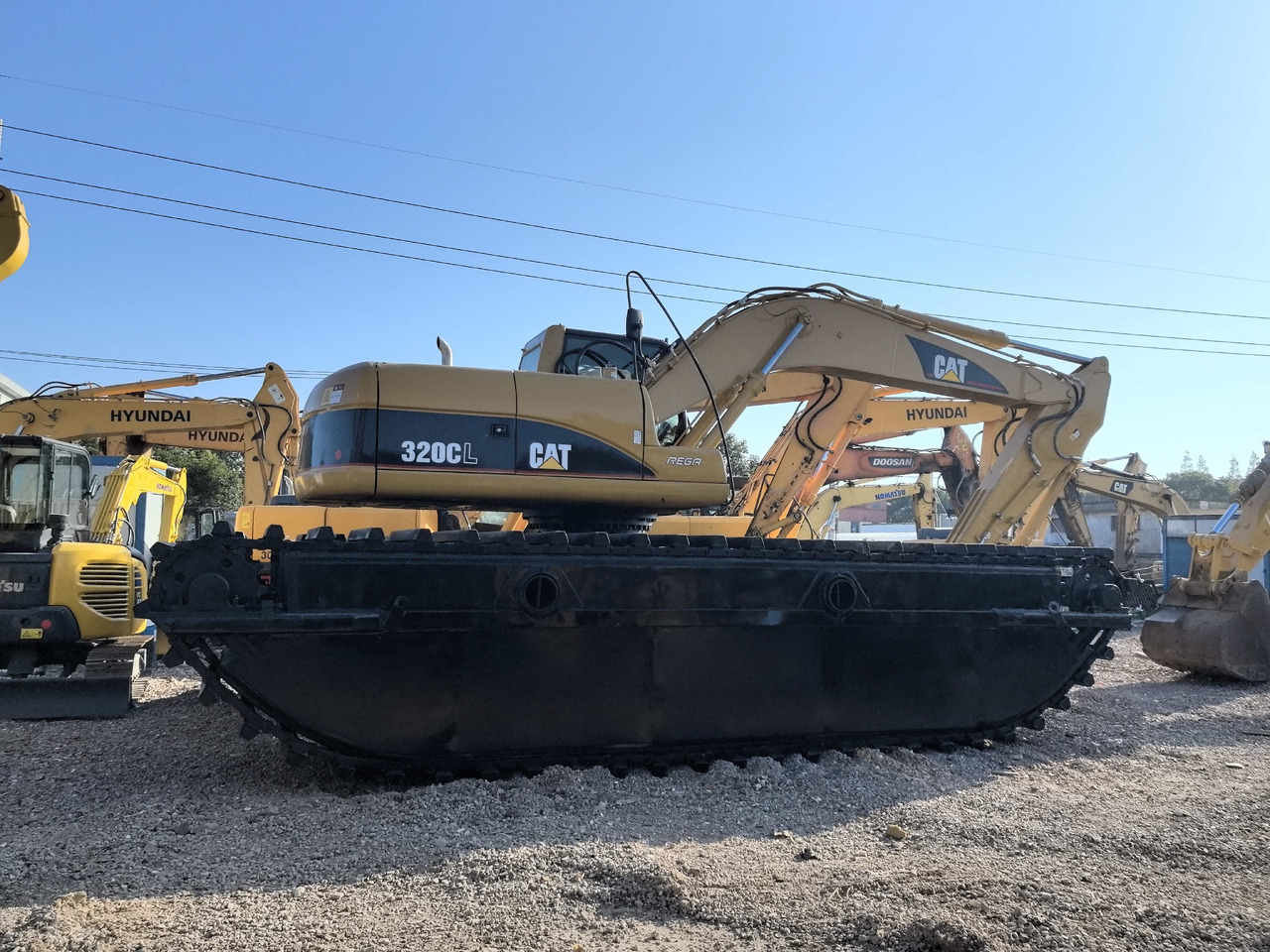 CATERPILLAR 320C - حفارات برمائية: صور 1 CATERPILLAR 320C - حفارات برمائية: صور 1