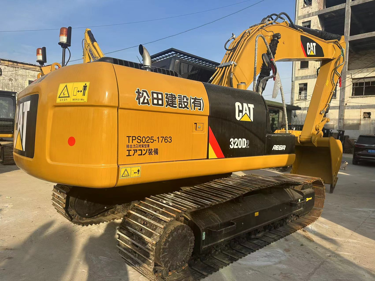 CATERPILLAR 320D - حفارات زحافة: صور 4 CATERPILLAR 320D - حفارات زحافة: صور 4