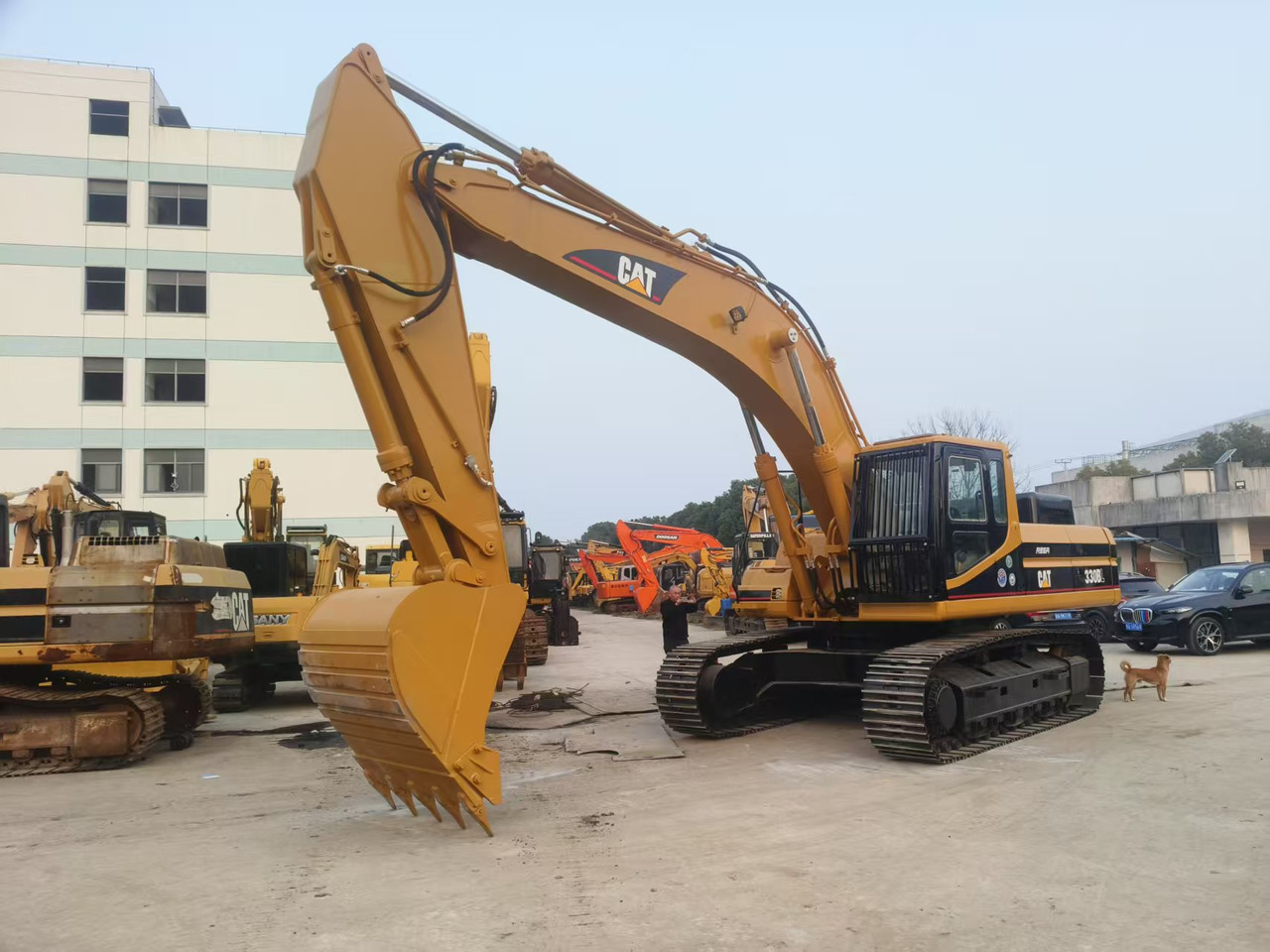 CATERPILLAR 330BL - حفارات زحافة: صور 1 CATERPILLAR 330BL - حفارات زحافة: صور 1