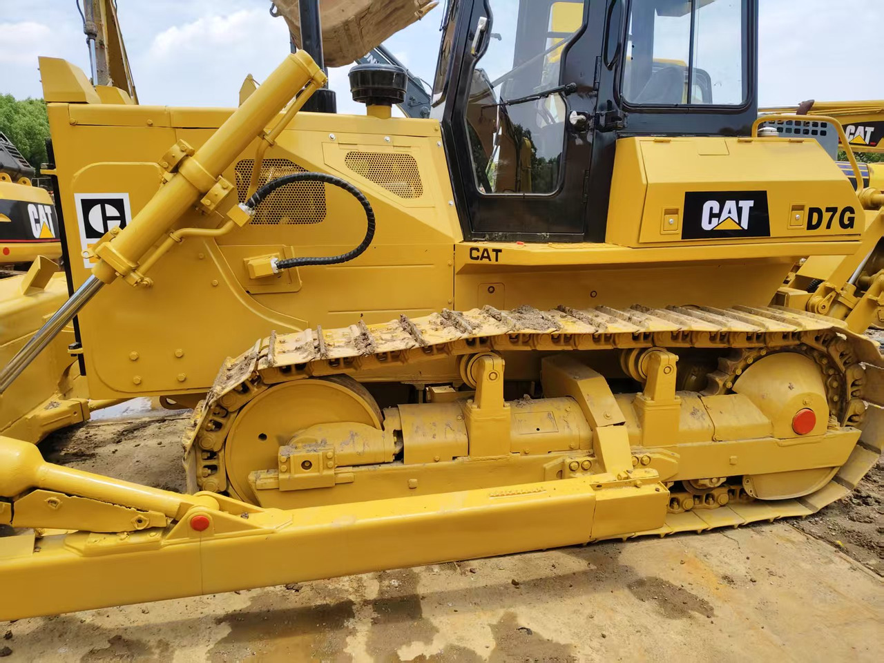 CATERPILLAR D7G - بلدوزر: صور 2 CATERPILLAR D7G - بلدوزر: صور 2