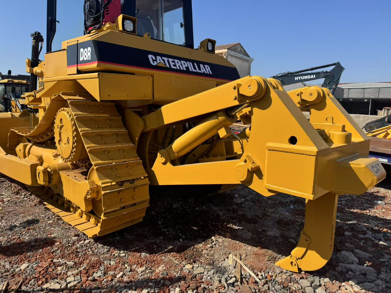CATERPILLAR D8R - بلدوزر: صور 3 CATERPILLAR D8R - بلدوزر: صور 3