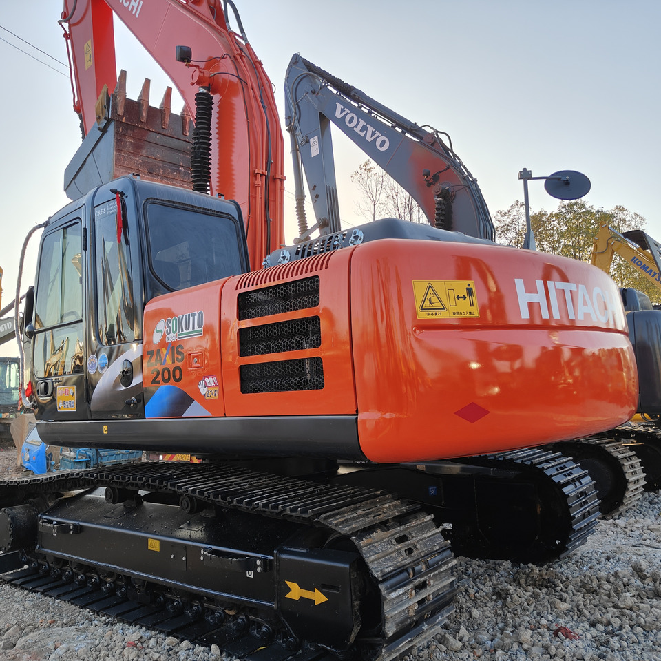 HITACHI ZX200-5G - حفارات زحافة: صور 1 HITACHI ZX200-5G - حفارات زحافة: صور 1